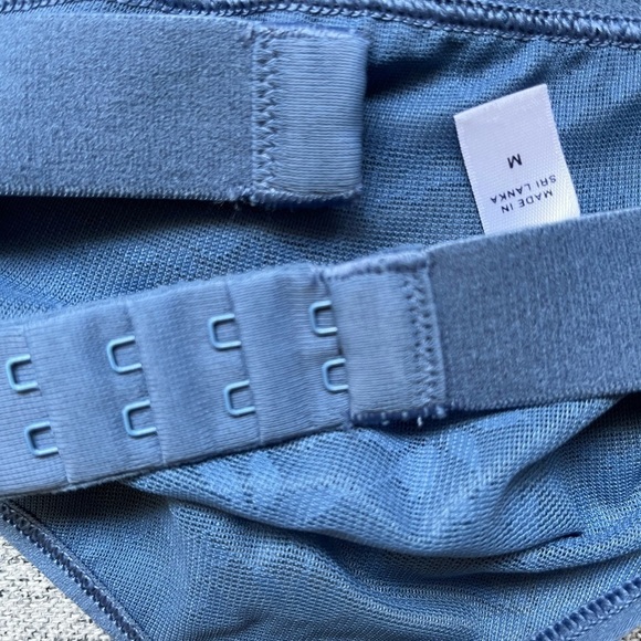 GAP Lace Bralette Cornflower Bainbridge blue, Bare natural bra. Size Medium - Picture 8 of 9